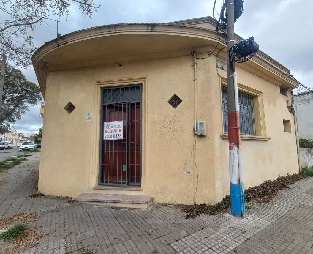 CASITA DE 1 DORMITORIO EN ALQUILER – LA BLANQUEADA
